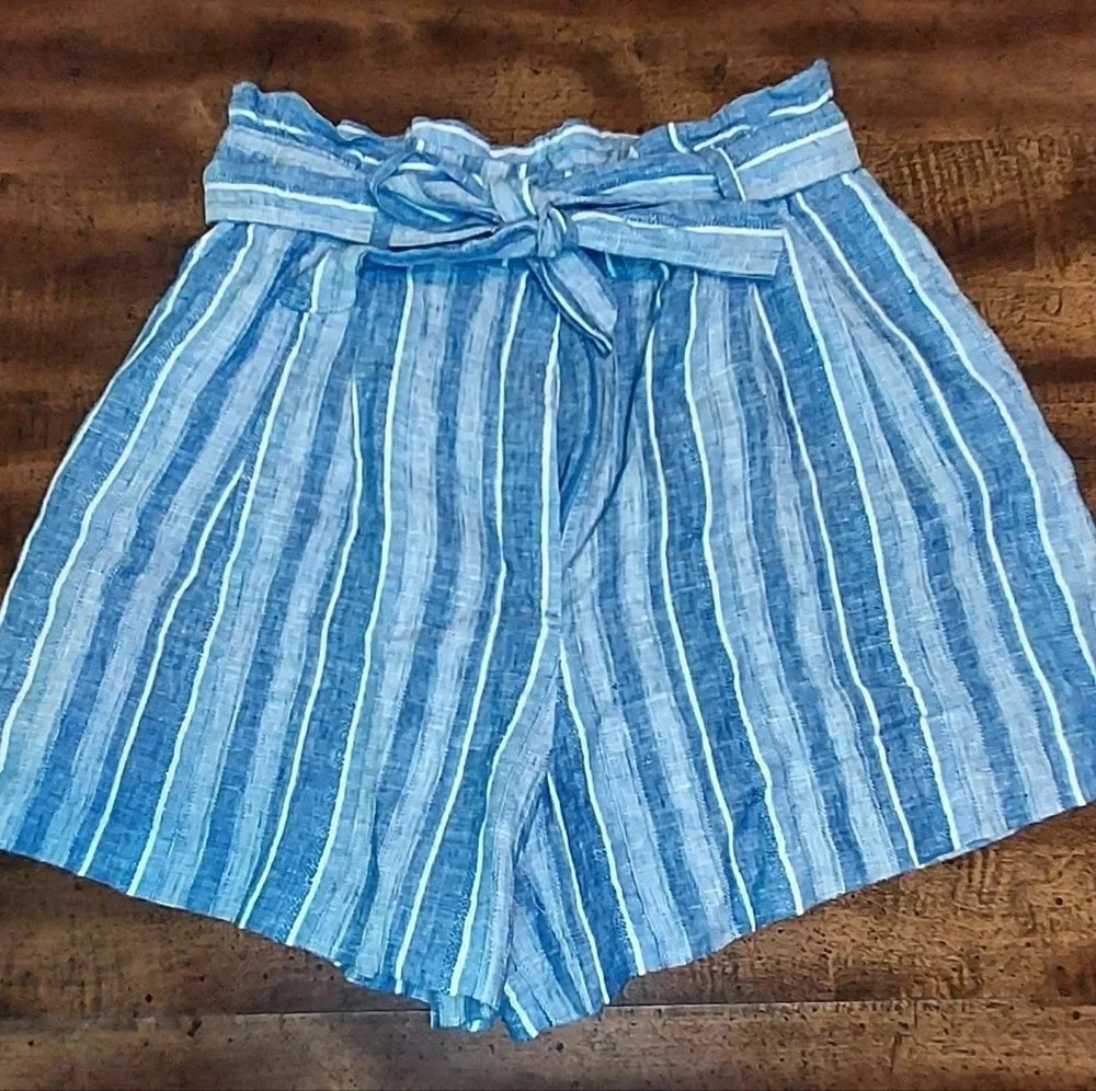 H&M Women's Belted Beach Shorts Blue White Size 10